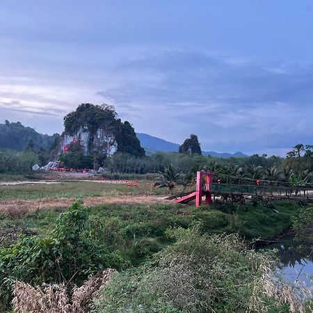 Country House Pulai Holiday Village Gua Musang Εξωτερικό φωτογραφία