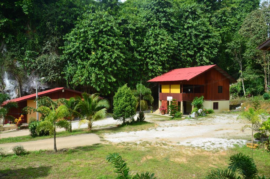 Country House Pulai Holiday Village Gua Musang Εξωτερικό φωτογραφία